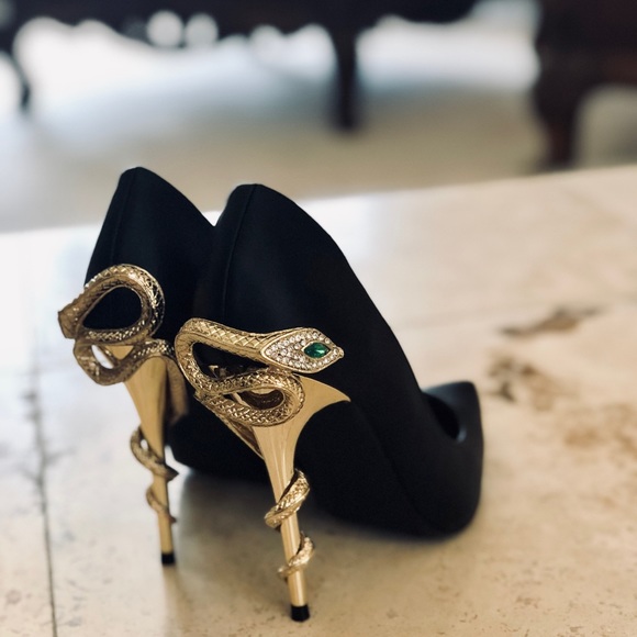 shoedazzle snake heels